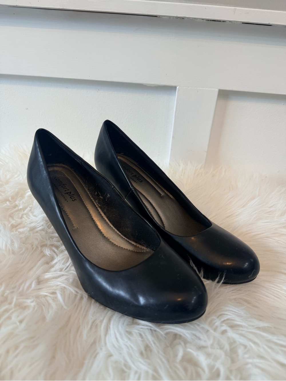 💫10/$25 • comfort plus by Predictions Black Women's Classic Round-Toe Heels
